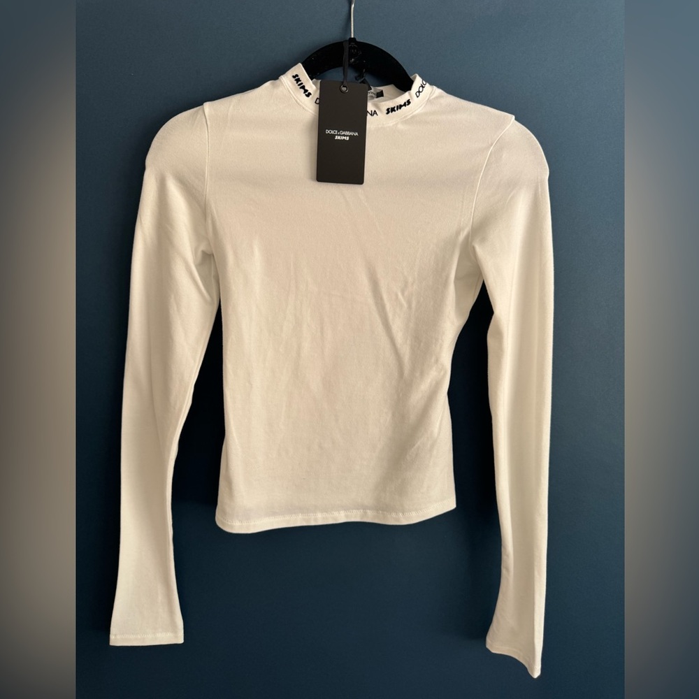 SKIMS X Dolce and Gabbana White Long Sleeve Top NWT Size XS